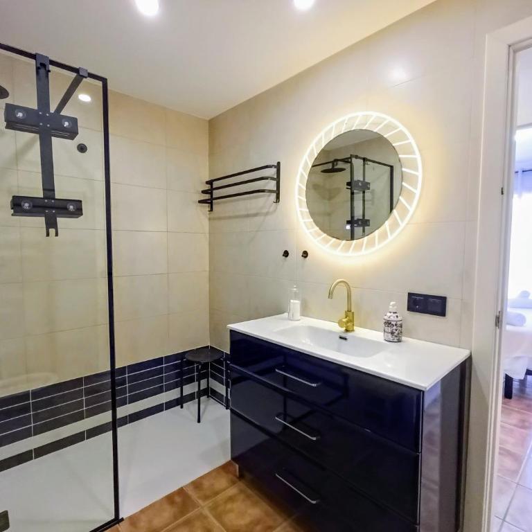 MARITIM CENTRAL "Suites Deluxe" con salón-comedor y cocina privada - Suite de 2 dormitorios - 19