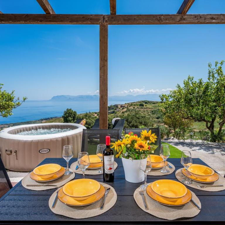 Vista Mare Scopello AC Jacuzzi 3 camere by Proger - Three-Bedroom Villa - 2