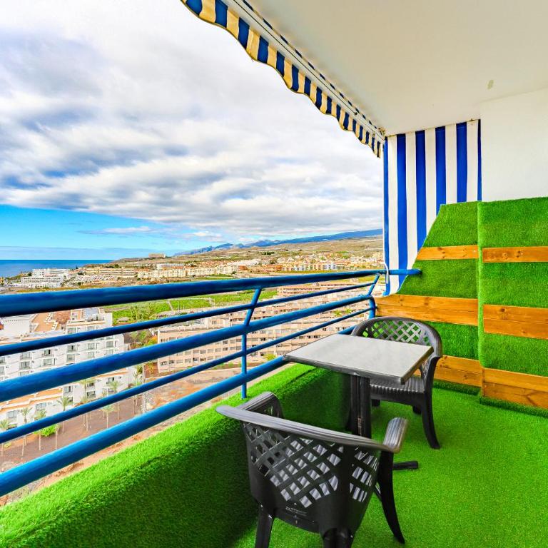 Oceanfront Studio with Private Balcony in Playa Paraíso - Estudio con vista al océano - 4