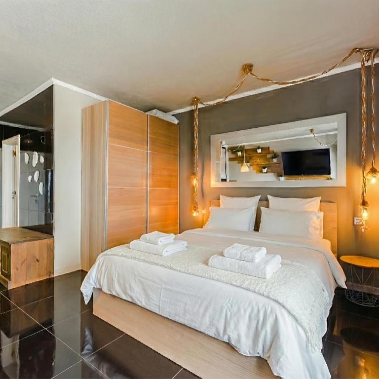 Oceanfront Studio with Private Balcony in Playa Paraíso - Estudio con vista al océano - 6