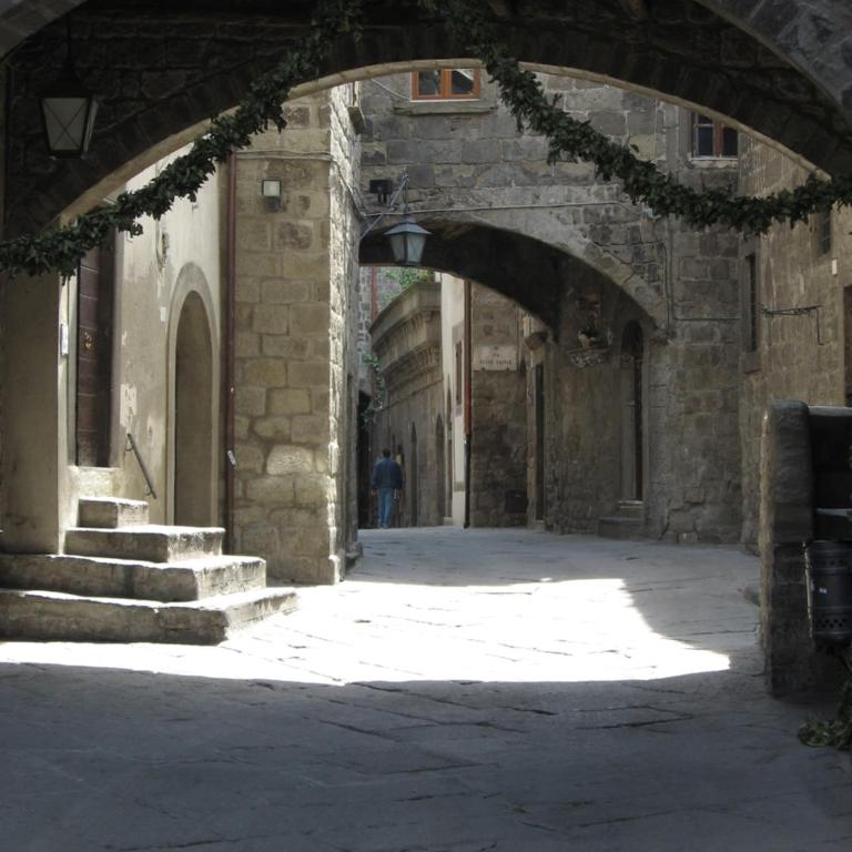 Viterbo Antica Casa Vacanze - Appartamento con 1 Camera da Letto - 40