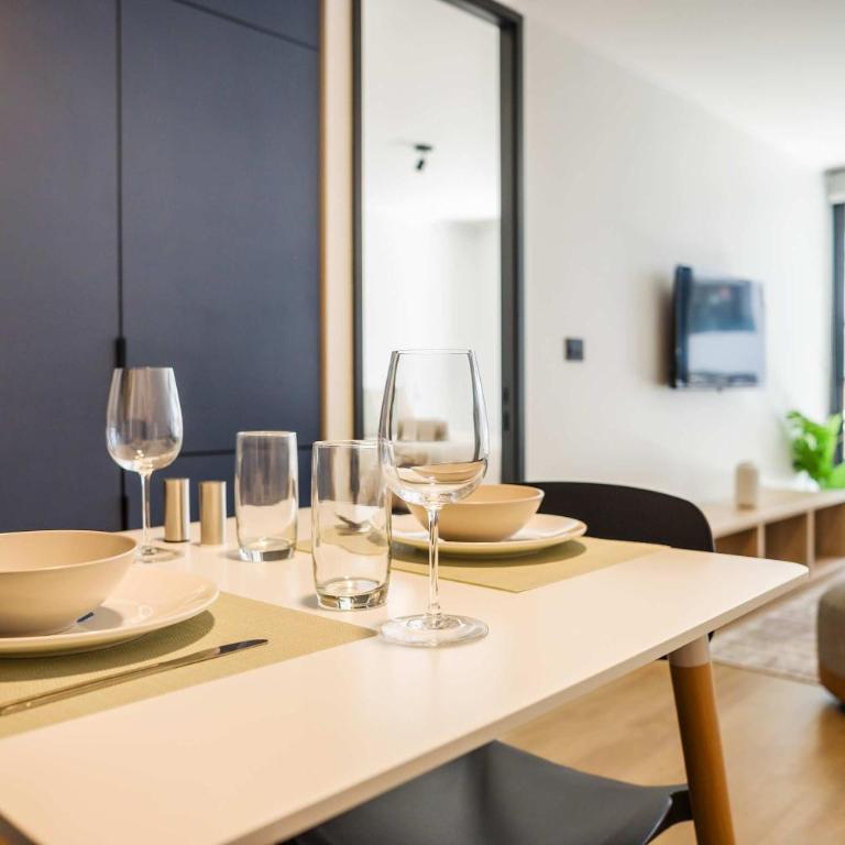 Charming Urban Retreat in Las Condes for 3 guests - Apartment - 4