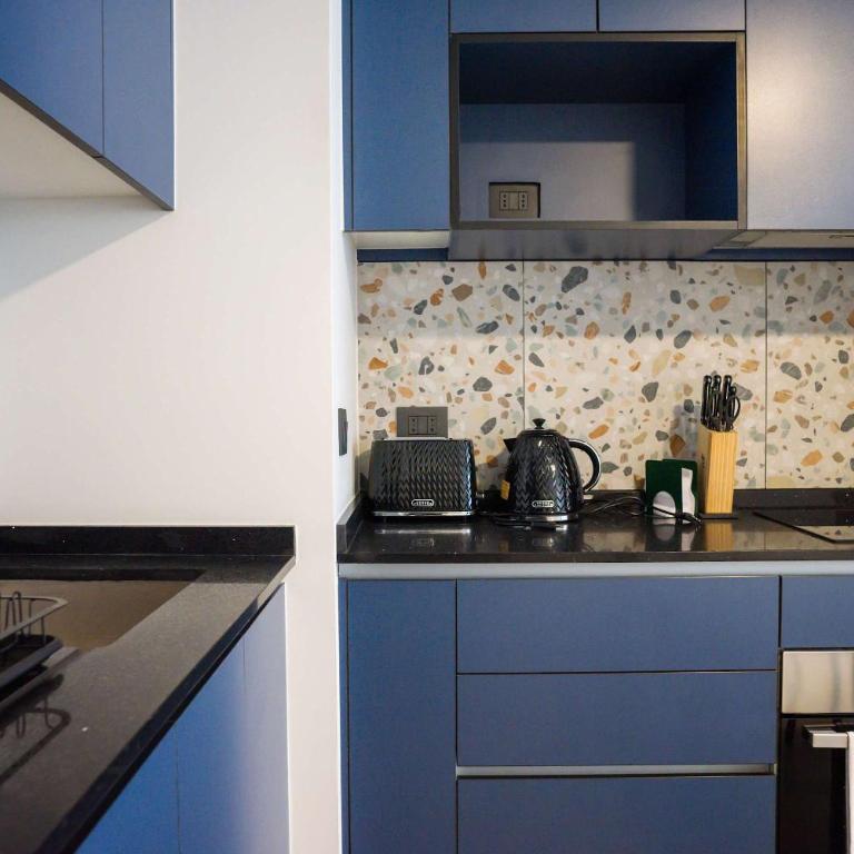 Charming Urban Retreat in Las Condes for 3 guests - Apartment - 11