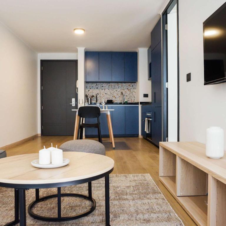 Charming Urban Retreat in Las Condes for 3 guests - Apartment - 28