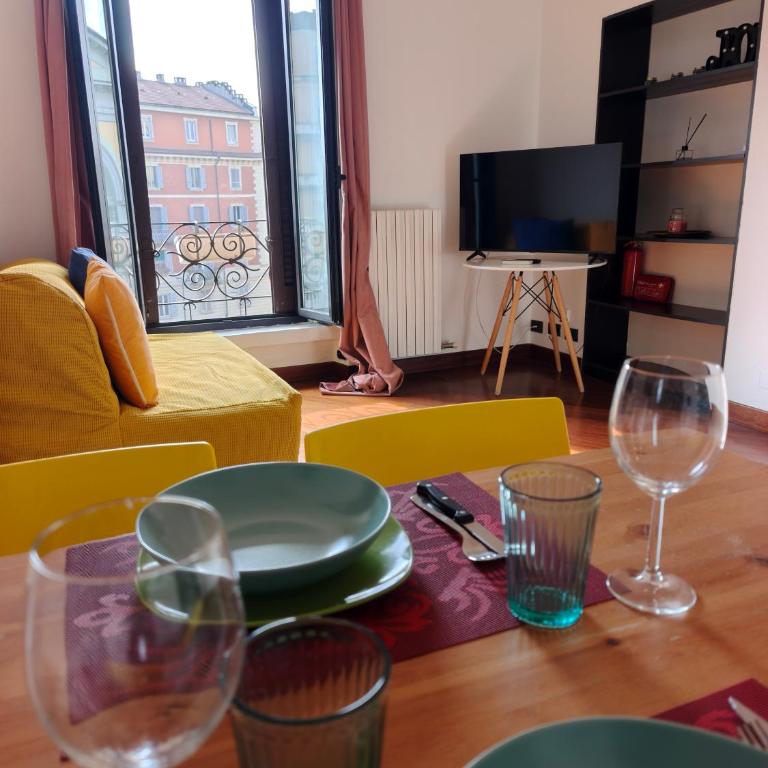 Milan Center Urban Apt, AC, WiFi, Metro M3 Duomo - Appartamento con 1 Camera da Letto - 1