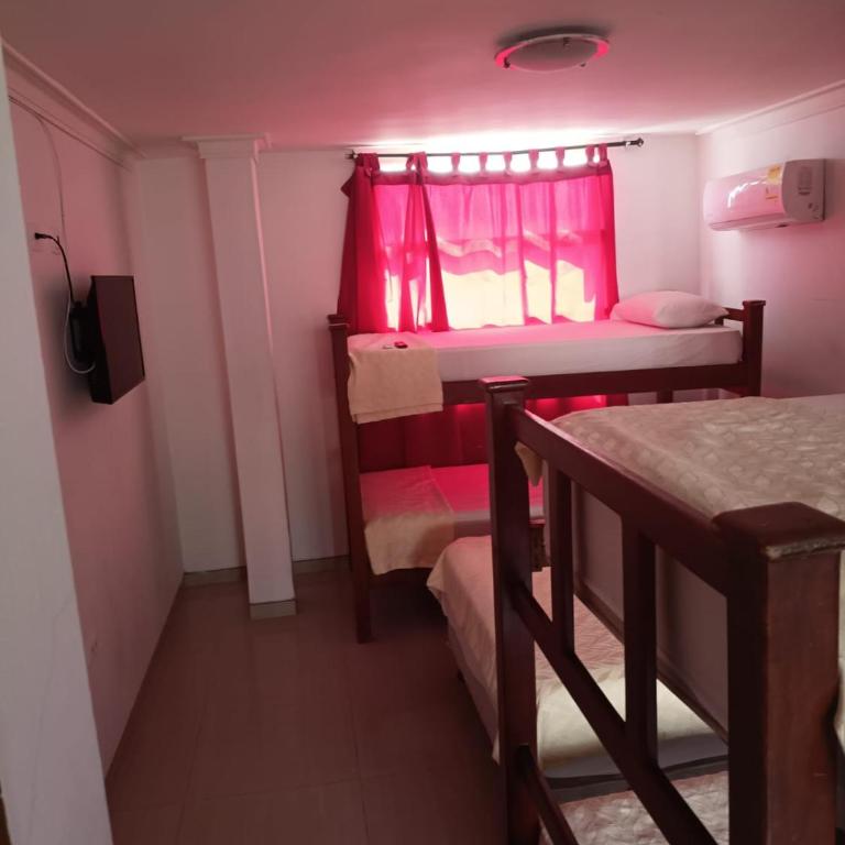 Hotel Doral Barranquilla - Habitación Familiar con baño - 6