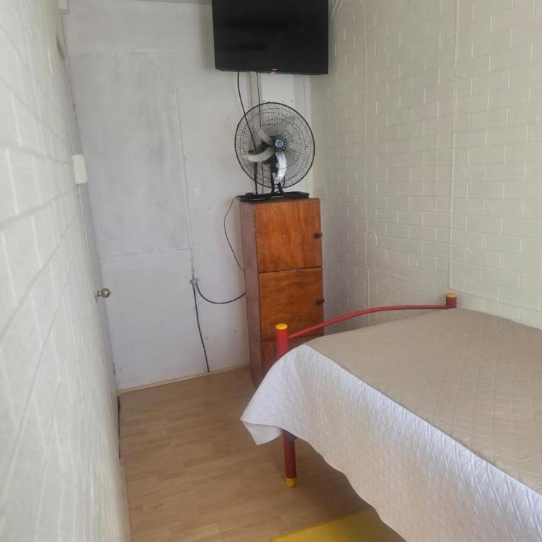Andes Hostal Serena - Single Room with Shared Bathroom - 5