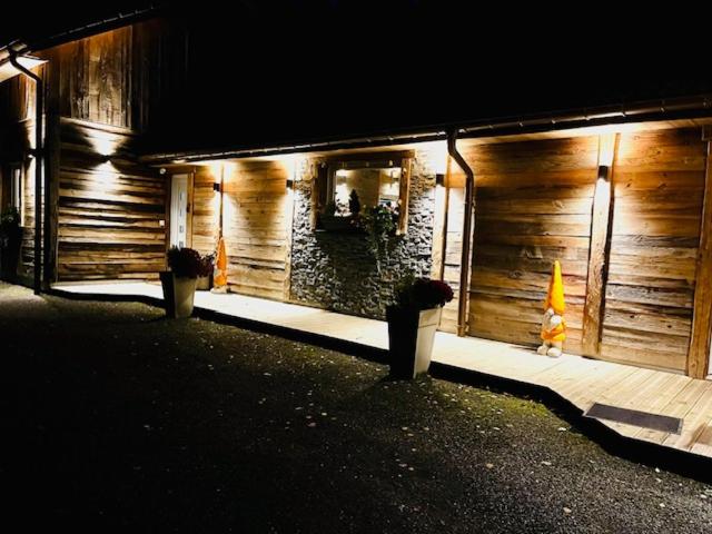 Chalet Les Prés Chaussottes - Maison 8 Chambres - 32