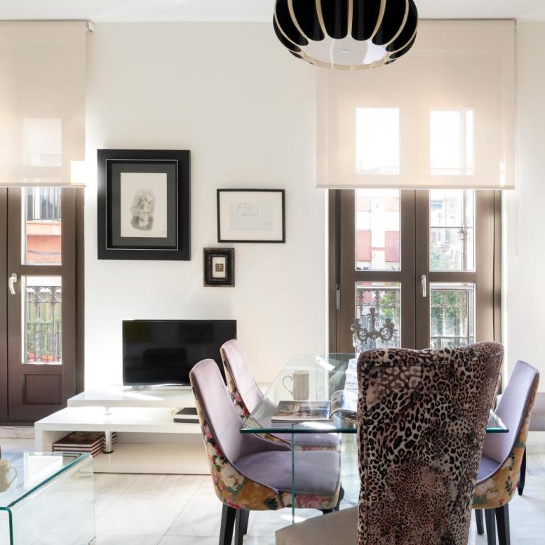 Apartamento con solera en el corazón de Triana by Miisterhost - Apartamento de 3 dormitorios - 23