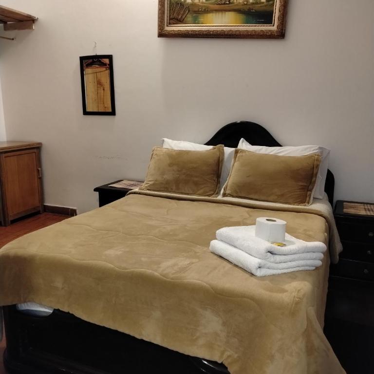 Restaurante y Hostal: De La Villa Pa Sumercé - Habitación Doble con baño privado - 8
