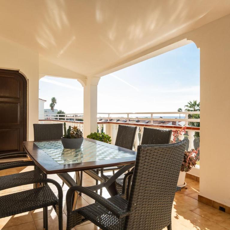 Villa Dolfins by Escape Home - Villa con piscina privada - 12