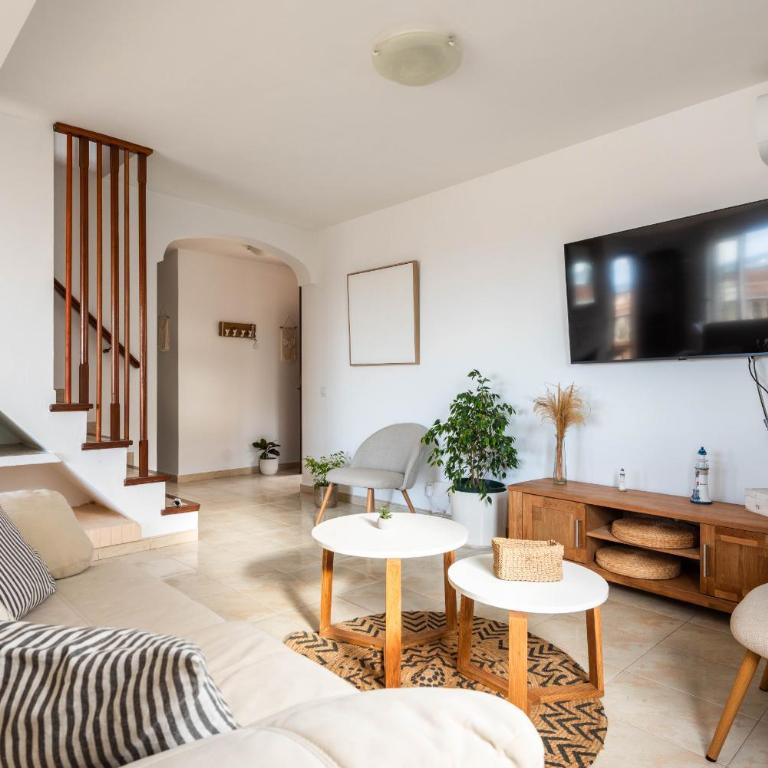 Villa Dolfins by Escape Home - Villa con piscina privada - 16
