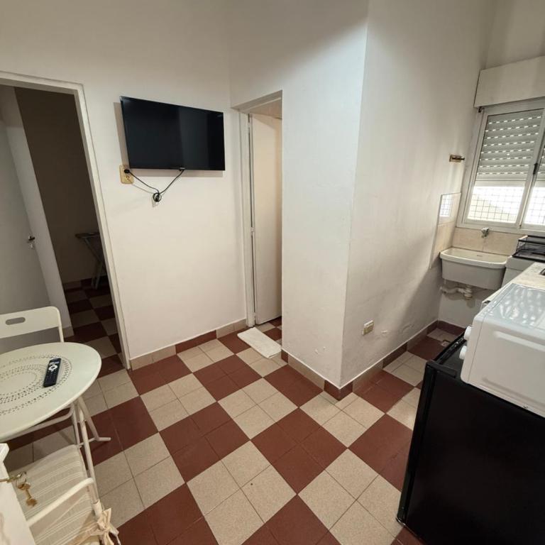 Mrs House planta baja B 1 - One-Bedroom Apartment - 6