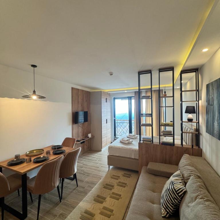 Residence Hill A42 - One-Bedroom Apartment - 2