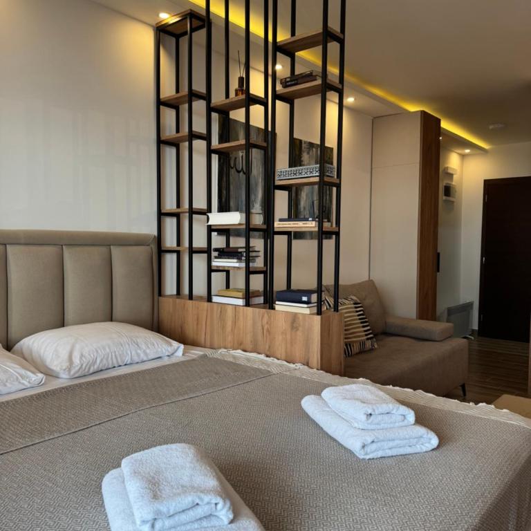 Residence Hill A42 - One-Bedroom Apartment - 12