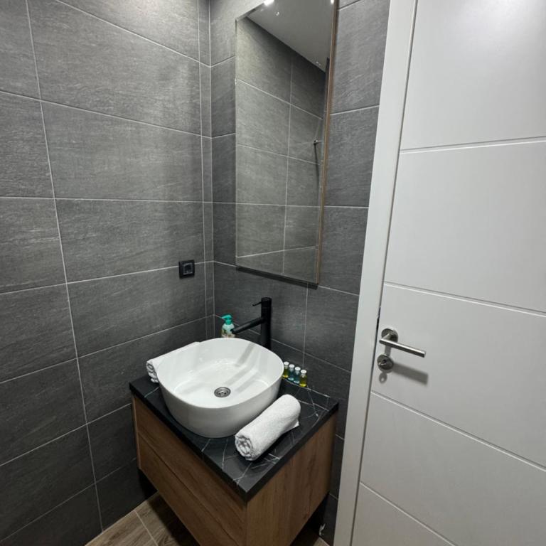 Residence Hill A42 - One-Bedroom Apartment - 37