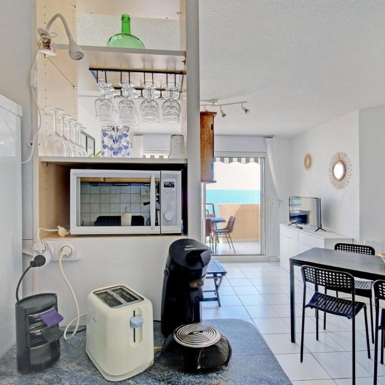 Croisette II - Appartement 2 Chambres avec Balcon et Vue sur la Mer - 9