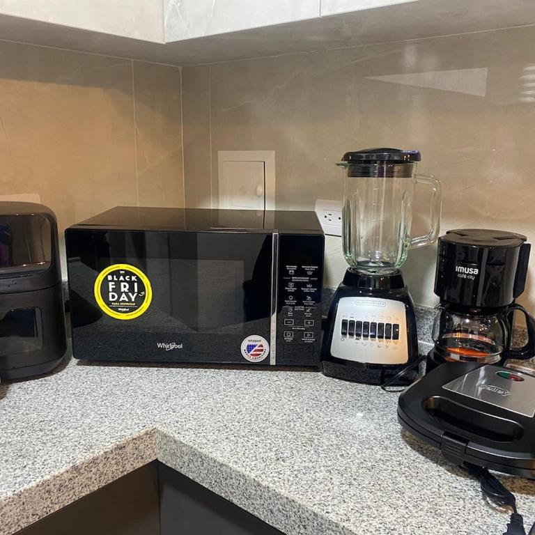 NUEVO APTO FRENTE A LA FOSCAL FLORIDABLANCa - Two-Bedroom Apartment with Garden View - 7