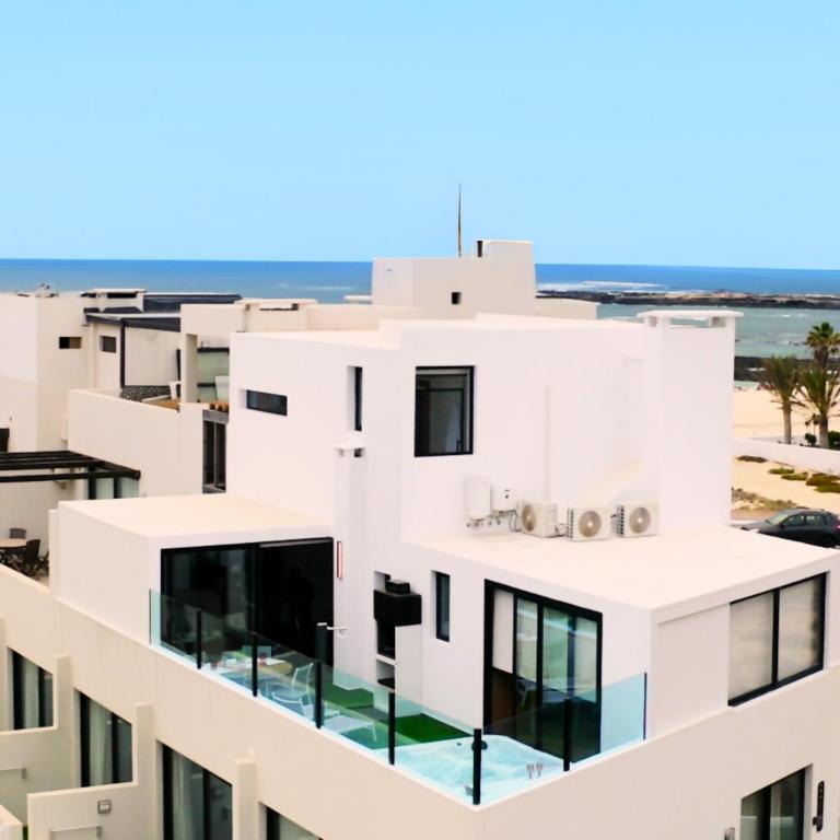 COTILLO 15A Sea Views, Jacuzzi & BBQ - Apartment - 42