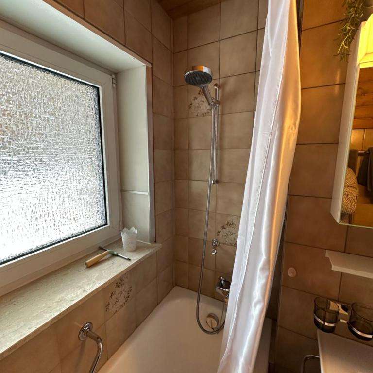 Dachwohnung mit Charme im Haus Luchre, Zermatt - Apartamento de 1 dormitorio - 2