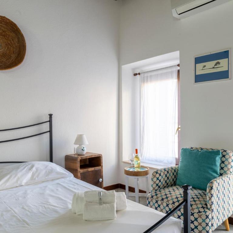 Mini Suite in the Heart of Cagliari Center - One-Bedroom Apartment - 9
