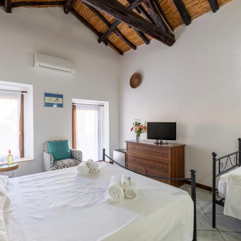Mini Suite in the Heart of Cagliari Center - One-Bedroom Apartment - 15