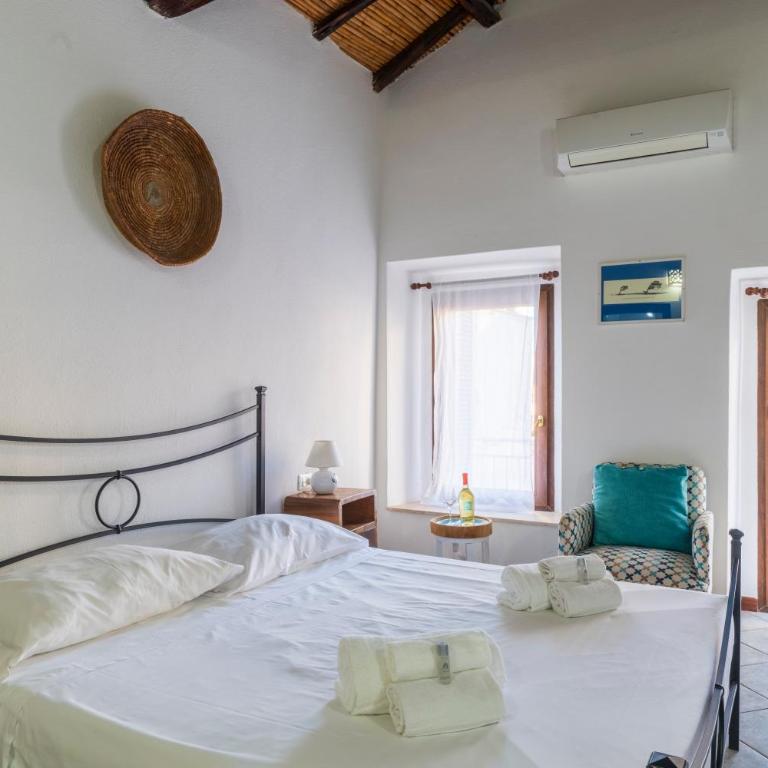 Mini Suite in the Heart of Cagliari Center - One-Bedroom Apartment - 17