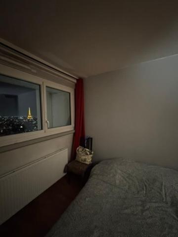 Eiffel Tower view & Swimming Pool, Cosy appartment - Center - Appartement 1 Chambre - 34