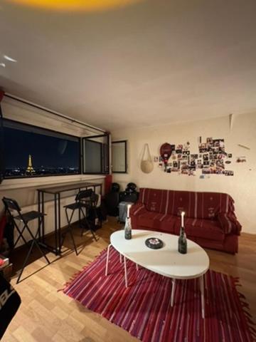 Eiffel Tower view & Swimming Pool, Cosy appartment - Center - Appartement 1 Chambre - 28