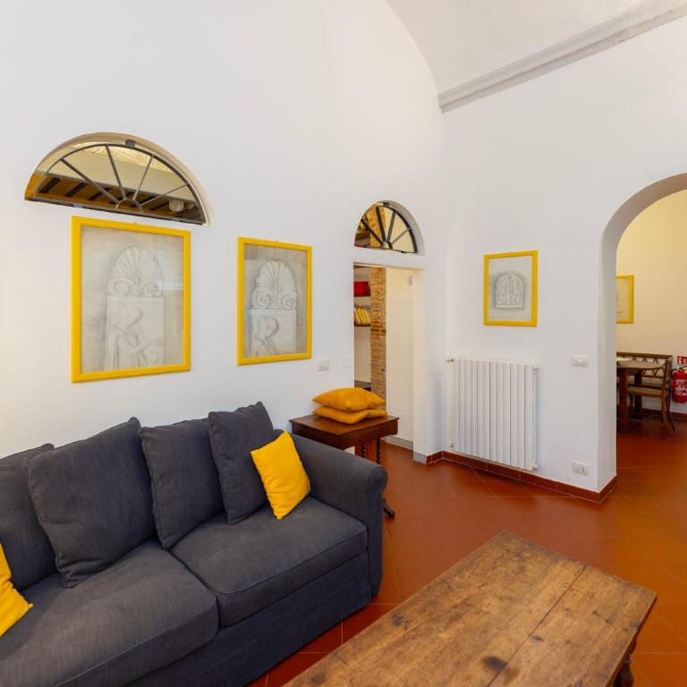 Charming Historic Apartment with Modern Comfort in the Heart of Florence - Appartamento con 2 Camere da Letto - 17