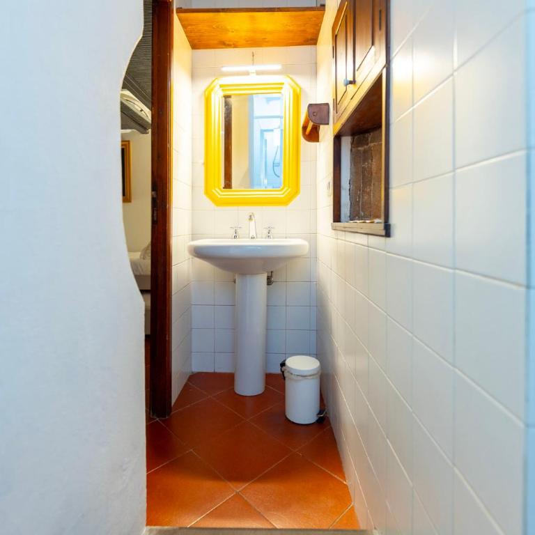 Charming Historic Apartment with Modern Comfort in the Heart of Florence - Appartamento con 2 Camere da Letto - 33