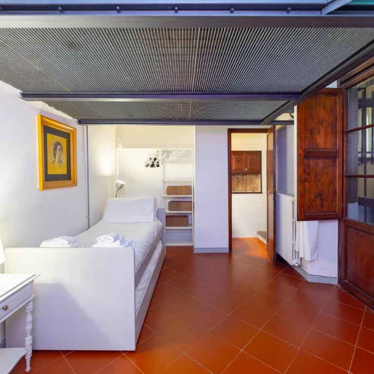 Charming Historic Apartment with Modern Comfort in the Heart of Florence - Appartamento con 2 Camere da Letto - 23