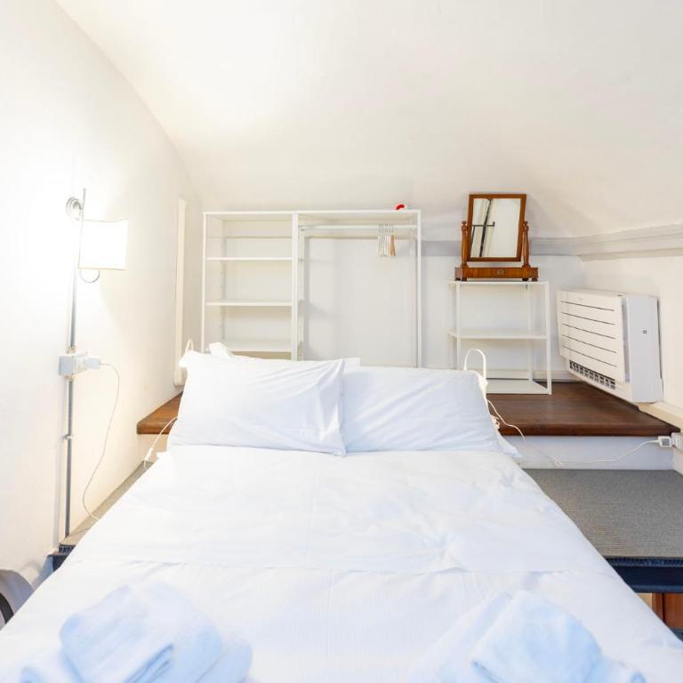 Charming Historic Apartment with Modern Comfort in the Heart of Florence - Appartamento con 2 Camere da Letto - 37
