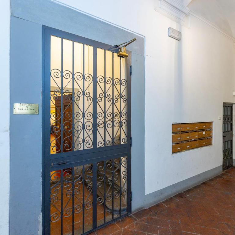 Charming Historic Apartment with Modern Comfort in the Heart of Florence - Appartamento con 2 Camere da Letto - 42