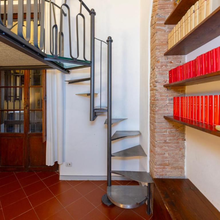 Charming Historic Apartment with Modern Comfort in the Heart of Florence - Appartamento con 2 Camere da Letto - 43