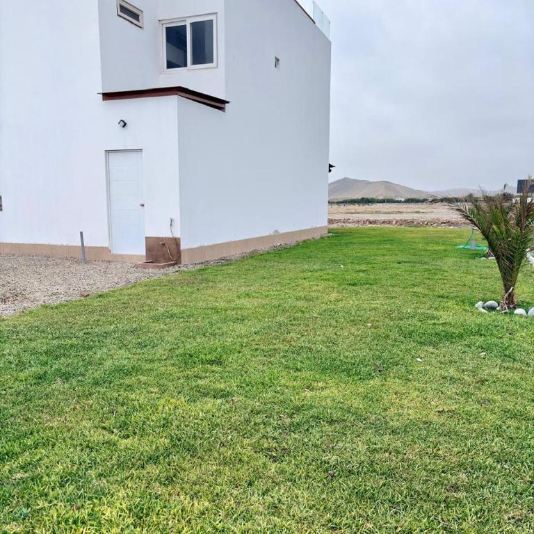 Casa de playa en Cerro Azul con piscina privada - Four-Bedroom House - 23