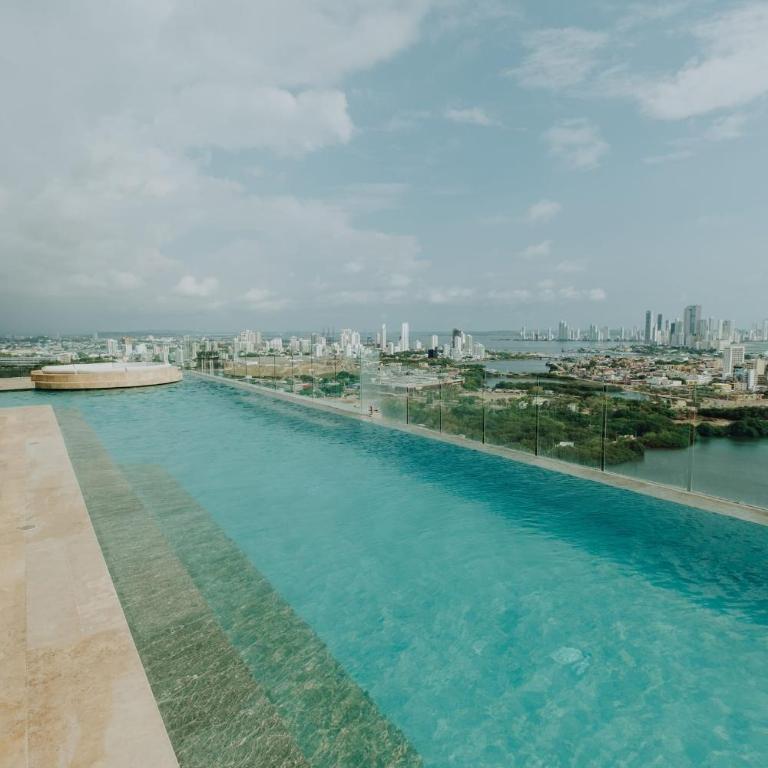 Infinity Pool Epic Views Walk to Old City - Two-Bedroom Apartment with Balcony and Sea View - 54