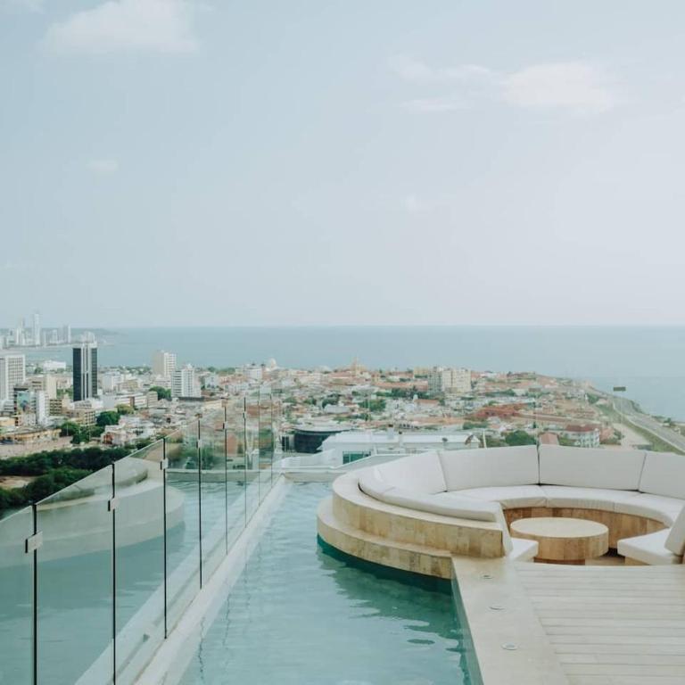 Infinity Pool Epic Views Walk to Old City - Two-Bedroom Apartment with Balcony and Sea View - 56