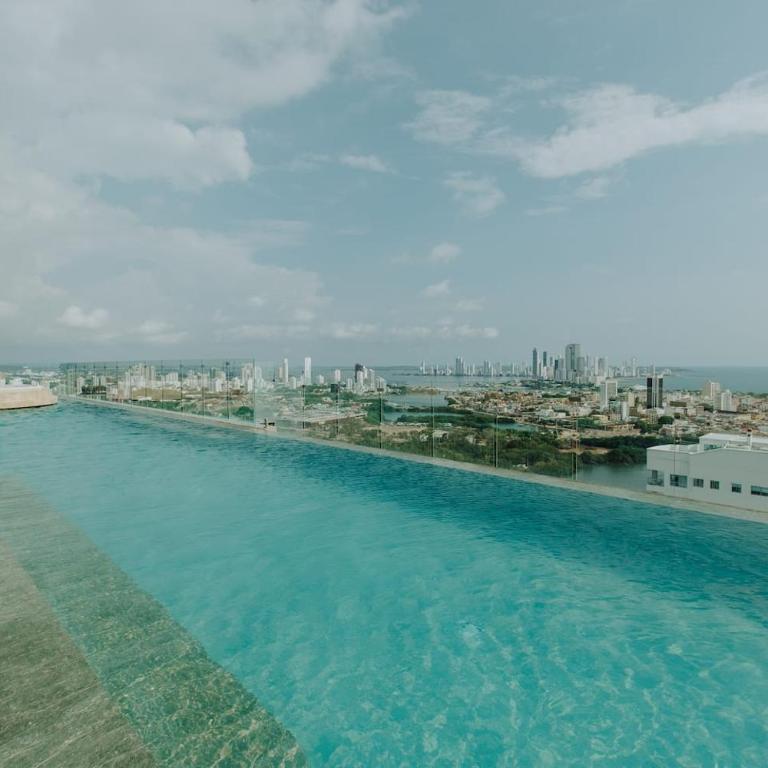 Infinity Pool Epic Views Walk to Old City - Two-Bedroom Apartment with Balcony and Sea View - 7