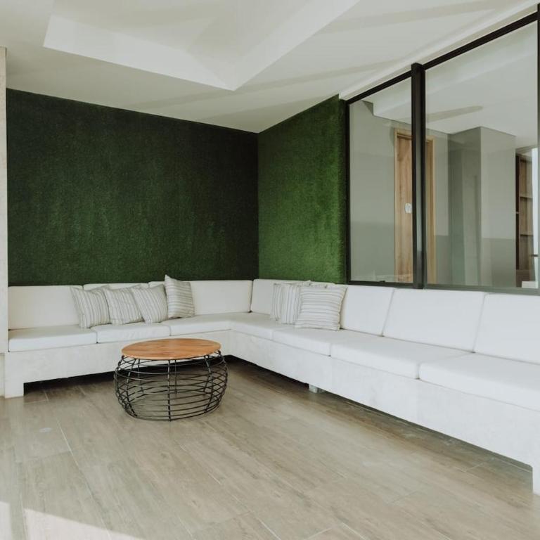 Infinity Pool Epic Views Walk to Old City - Two-Bedroom Apartment with Balcony and Sea View - 62