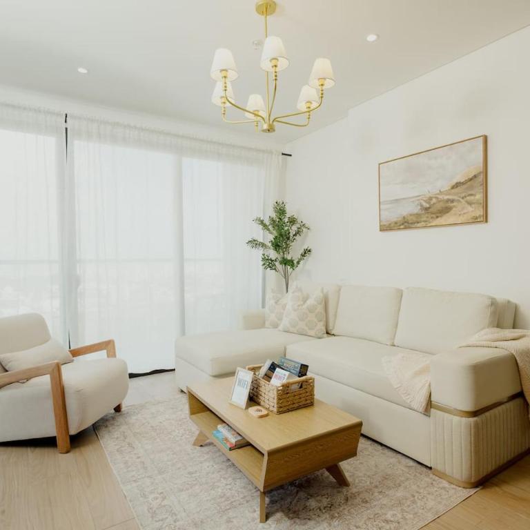 Infinity Pool Epic Views Walk to Old City - Two-Bedroom Apartment with Balcony and Sea View - 3