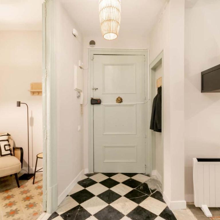 Spacest - Carrer de les Heures A - Apartment - 40
