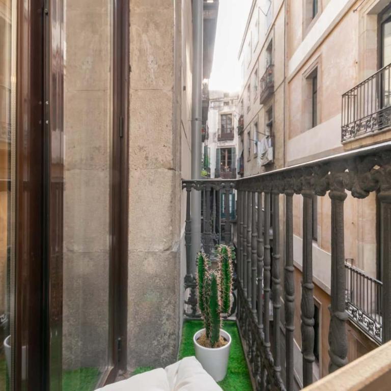 Spacest - Carrer de les Heures A - Apartment - 45