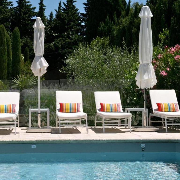 Mas de l'Estello B&B Le Figuier - Chambre Double - Vue sur Piscine - 2