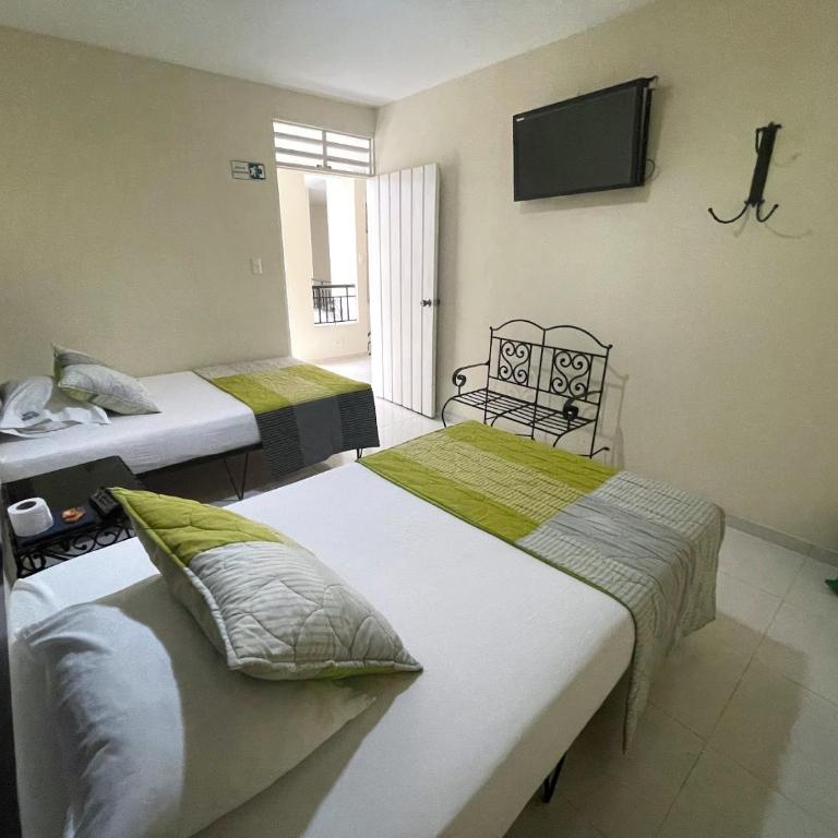 Hotel Morfeo - Double Room with Private Bathroom - 2
