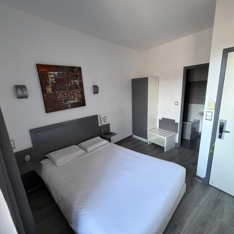 Le coin des Halles - Chambre Double avec Salle de Bains Privative - 7