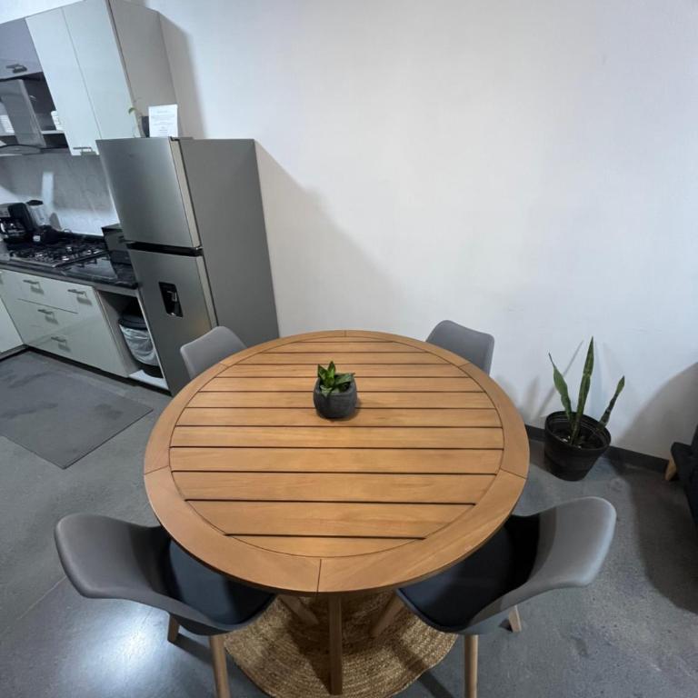 New furnished apartment near BBVA Stadium - Three-Bedroom Apartment - 6