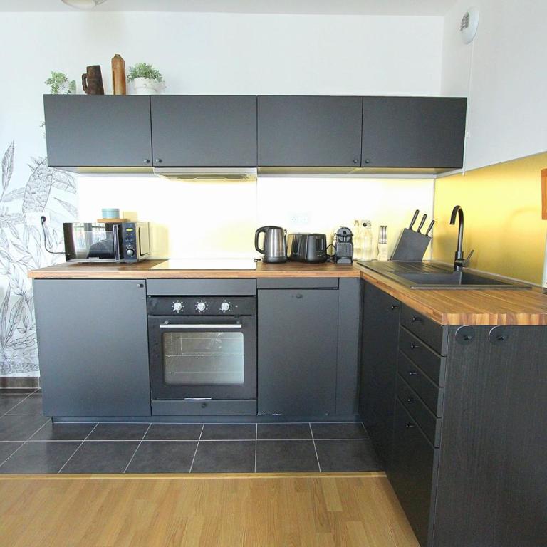 TERA1-Disneyland apartment-Parking & Wifi - Appartamento con 2 Camere da Letto e Balcone - 8