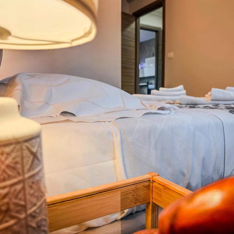 Velvet Suite - Garage Privato - Metro Dante - Two-Bedroom Apartment - 11