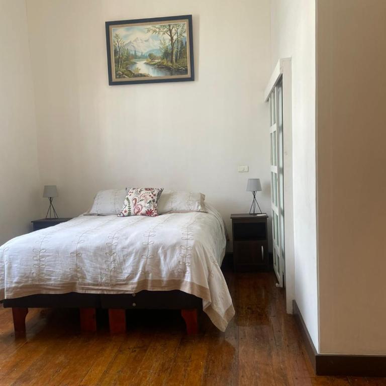 Hostal Ekeka House - Double Room with Private Bathroom - 6